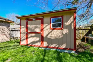 16711 Ribbonridge Dr, Sugar Land, TX 77498 - Photo 24