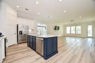 215 Springfield Terrace Ct, Conroe, TX 77304 - Photo 8