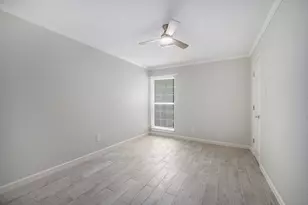 10818 Hillcroft Ave, Houston, TX 77096 - Photo 24