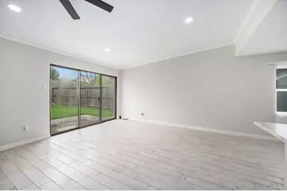 10818 Hillcroft Avenue, Houston, TX 77096 - Photo 12