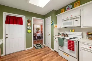 1811 Myrtle St, Liberty, TX 77575 - Photo 8