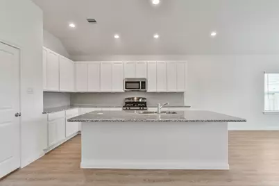 3011 King Oak Street, Baytown, TX 77251 - Photo 8