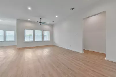 3011 King Oak Street, Baytown, TX 77251 - Photo 12