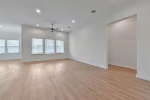 3011 King Oak St, Baytown, TX 77251 - Photo 12