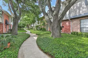 14122 Misty Meadow Ln, Houston, TX 77079 - Photo 4
