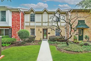 14122 Misty Meadow Ln, Houston, TX 77079 - Photo 2
