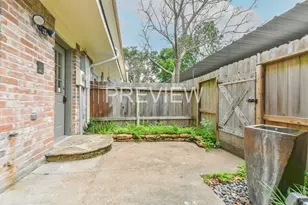 14122 Misty Meadow Ln, Houston, TX 77079 - Photo 38