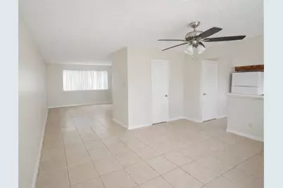 2155 Hazlitt Drive, Houston, TX 77032 - Photo 2
