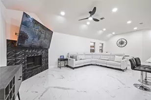24027 Lestergate Dr, Spring, TX 77373 - Photo 8
