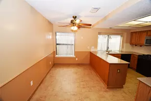 3034 The Highlands Dr, Sugar Land, TX 77478 - Photo 4