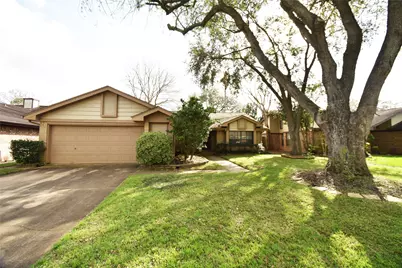 3034 The Highlands Drive, Sugar Land, TX 77478 - Photo 1
