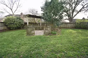 3034 The Highlands Dr, Sugar Land, TX 77478 - Photo 16