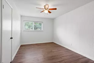 1717 Jones St, Alvin, TX 77511 - Photo 24