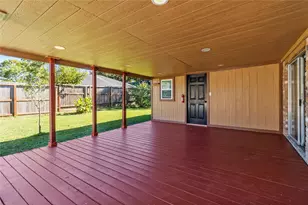 2202 Colonial Ct N, League City, TX 77573 - Photo 14