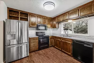 1410 E Red Cedar Circle Circle, Spring, TX 77380 - Photo 10