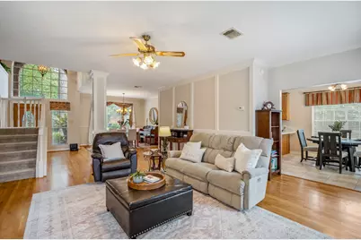 6614 Seinfeld Court, Houston, TX 77069 - Photo 10