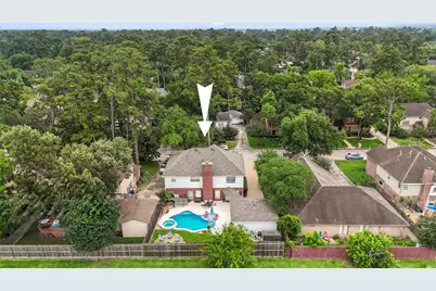 6614 Seinfeld Court, Houston, TX 77069 - Photo 4