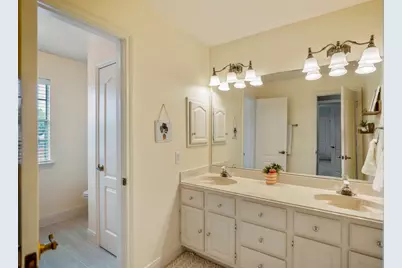 6614 Seinfeld Court, Houston, TX 77069 - Photo 28