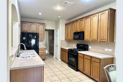 3723 Tumbling Falls Drive, Manvel, TX 77578 - Photo 8