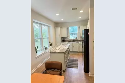 206 12th Street, Orange, TX 77630 - Photo 8