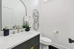 5619 Val Verde St, Houston, TX 77057 - Photo 12