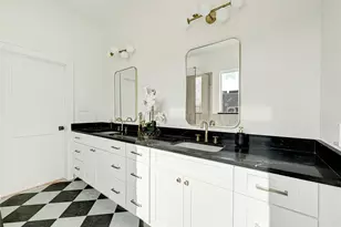 5619 Val Verde St, Houston, TX 77057 - Photo 18