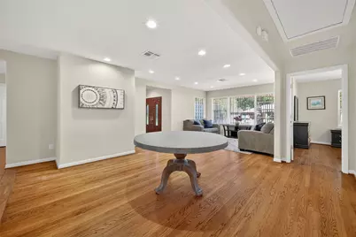 4045 Osby Drive, Houston, TX 77025 - Photo 4
