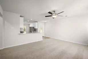10360 Sweetwater Creek Dr, Cleveland, TX 77328 - Photo 4