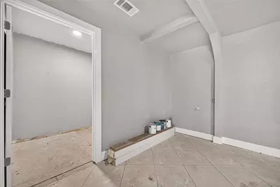 7323 Hurtgen Forest Road, Houston, TX 77033 - Photo 12