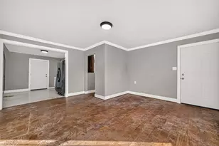7323 Hurtgen Forest Rd, Houston, TX 77033 - Photo 8