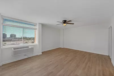 7520 Hornwood Drive #704, Houston, TX 77036 - Photo 10