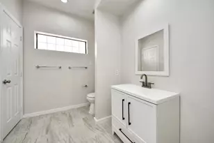 9803 Sage Lee Dr, Houston, TX 77089 - Photo 28