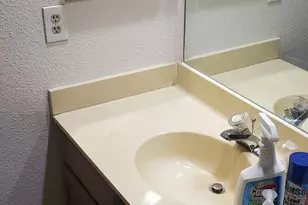 2425 Holly Hall St, Houston, TX 77054 - Photo 14