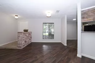 16035 Hollow Rock Dr, Houston, TX 77070 - Photo 8