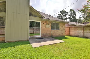16035 Hollow Rock Dr, Houston, TX 77070 - Photo 32