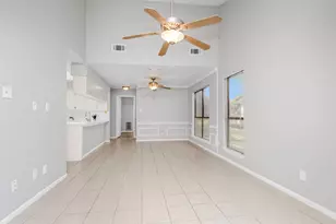 127 Golfview Dr, Conroe, TX 77356 - Photo 4