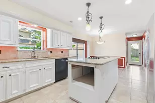 18310 Lake Oaks Dr, Spring, TX 77388 - Photo 12