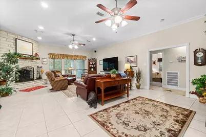 375 Crestview Drive, Livingston, TX 77351 - Photo 4