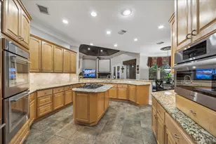 624 Lakeshore Dr, Sugar Land, TX 77478 - Photo 16