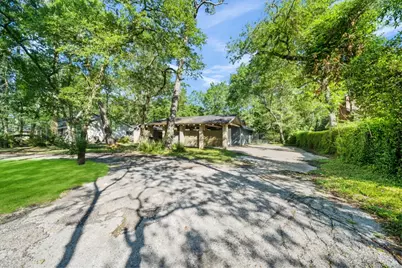 1317 Plantation Drive, Dickinson, TX 77539 - Photo 1