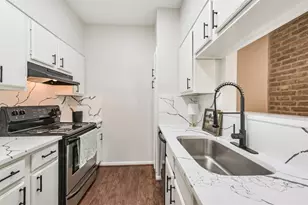 2001 Bering Dr, Houston, TX 77057 - Photo 10