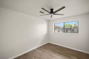 5514 Chantilly Ln, Houston, TX 77092 - Photo 22