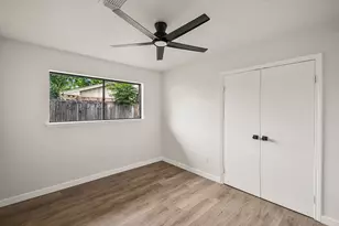 5514 Chantilly Ln, Houston, TX 77092 - Photo 16
