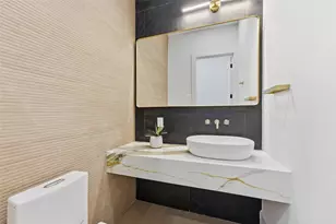 519 W 30th St, Houston, TX 77018 - Photo 12