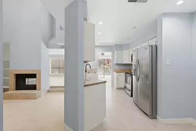 13419 Parkway Boulevard, Sugar Land, TX 77478 - Photo 16