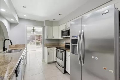 13419 Parkway Boulevard, Sugar Land, TX 77478 - Photo 12