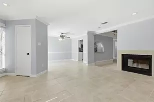 13419 Parkway Blvd, Sugar Land, TX 77478 - Photo 6