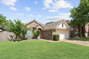 6318 Pleasant Stream Dr, Katy, TX 77449 - Photo 2