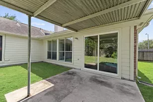 6318 Pleasant Stream Dr, Katy, TX 77449 - Photo 24