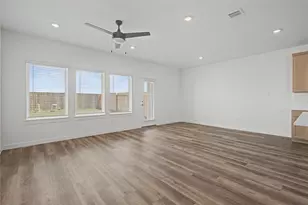 2629 McHenry Lndg Ln, Houston, TX 77051 - Photo 2